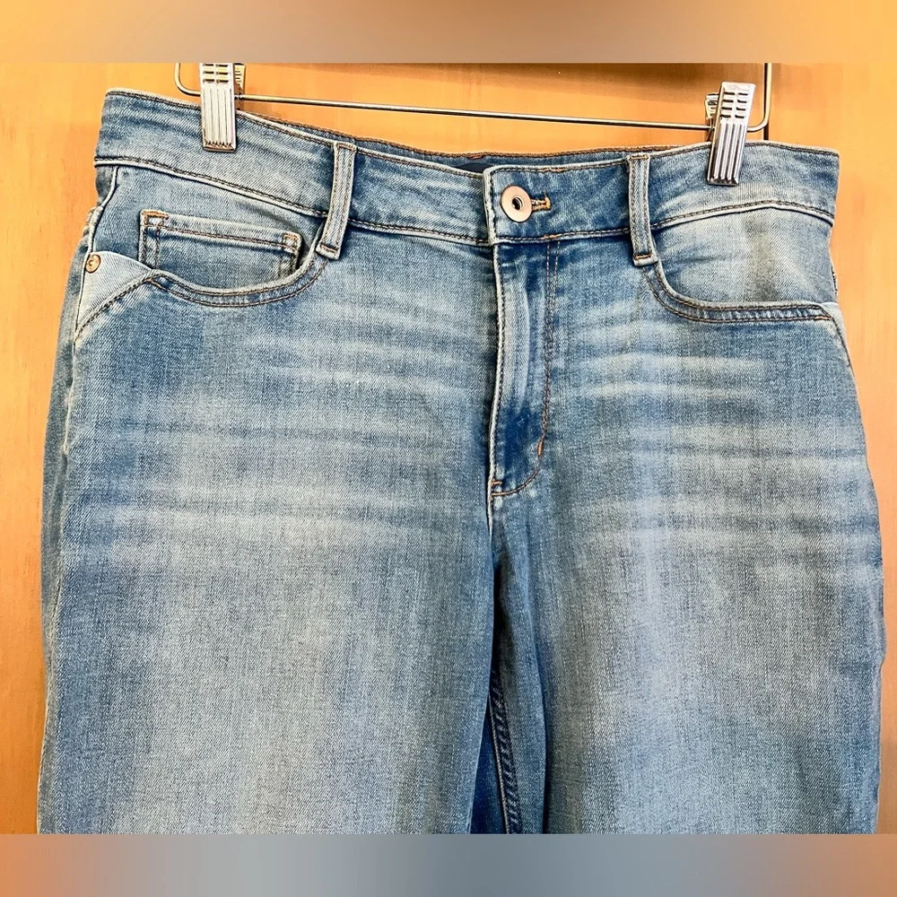 JJill Barely Flare jeans, misses 6, EUC - Picture 2 of 16